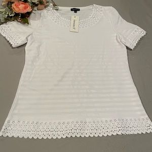 Women’s White Knit Short Sleeved Shirt Rope Embossed Lace Small chances R NWT